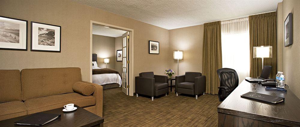 Delta Hotels Calgary Airport In-Terminal Εξωτερικό φωτογραφία