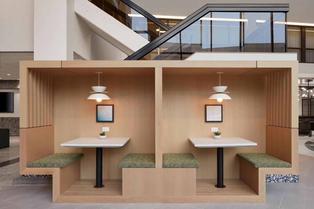 Delta Hotels Calgary Airport In-Terminal Εξωτερικό φωτογραφία