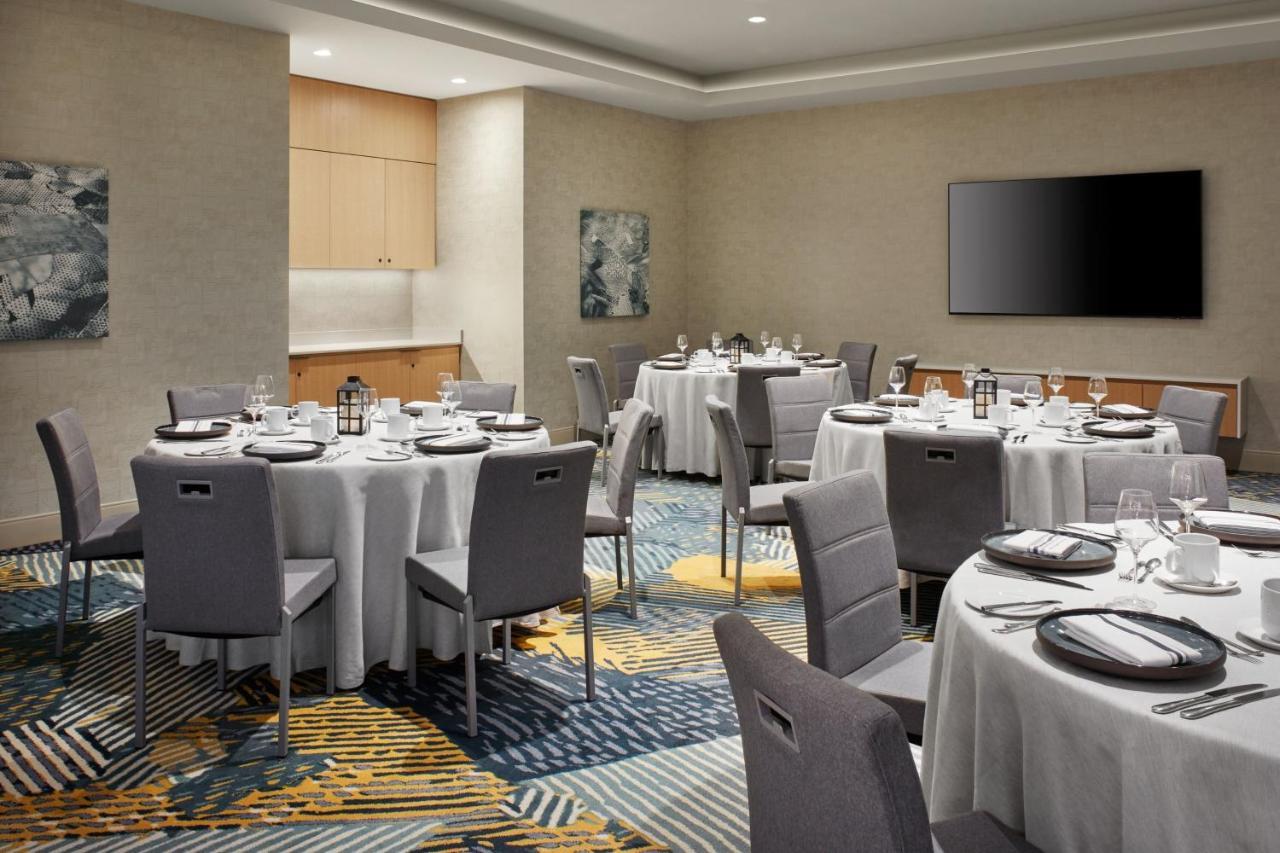 Delta Hotels Calgary Airport In-Terminal Εξωτερικό φωτογραφία