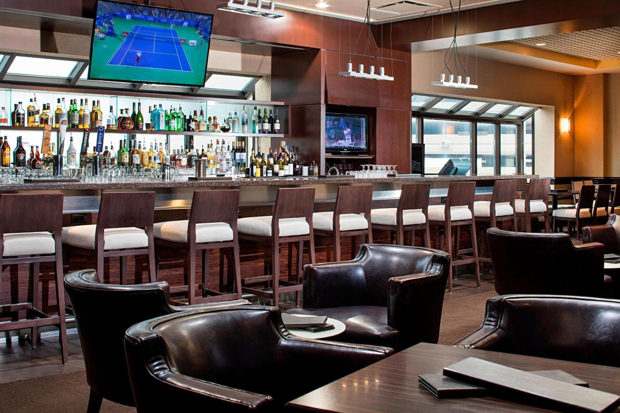 Delta Hotels Calgary Airport In-Terminal Εξωτερικό φωτογραφία